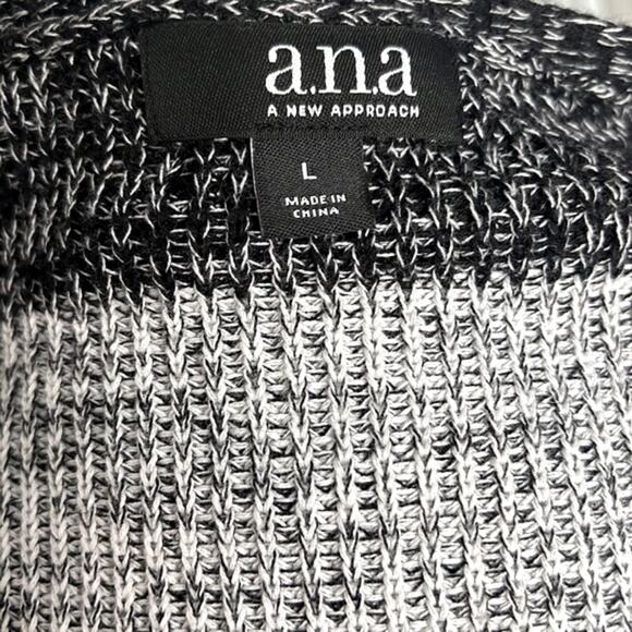 a.n.a Grey Striped Cotton V-Neck Sweater size Large - Picture 5 of 6